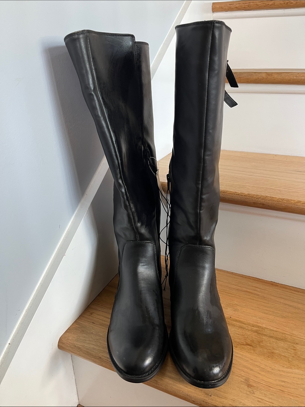 Tall Black Over-the-Knee Boots with Sleek Leather Upper